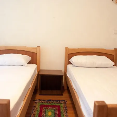 Aste Casa de hóspedes 3*