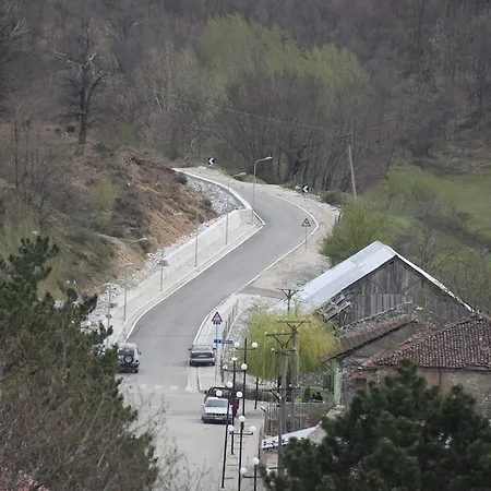 Aste * Tropoje