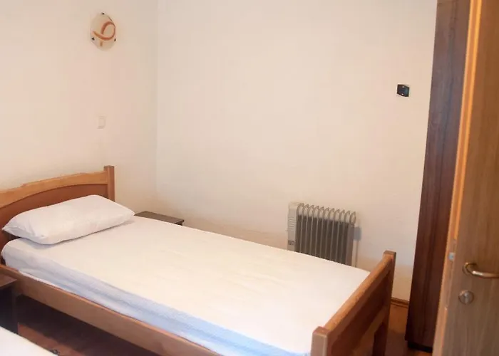 Aste Casa de hóspedes Tropoje